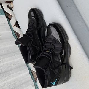 Nike Patent Leather XI